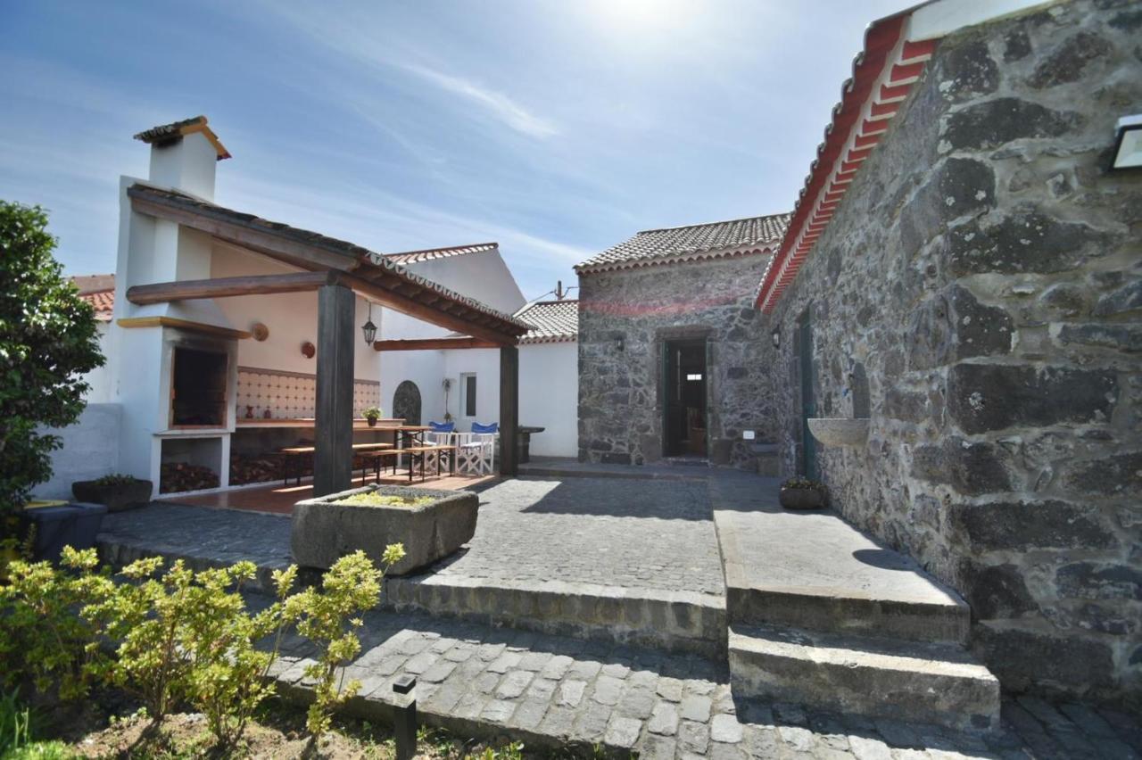 Charming Green Country House Nordestinho Buitenkant foto