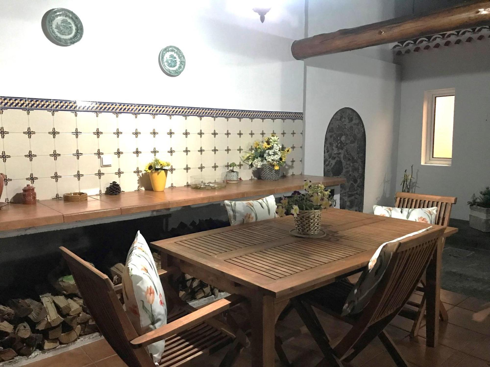 Charming Green Country House Nordestinho Buitenkant foto